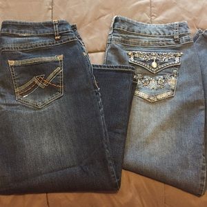 Lot of 2 Cato Capris